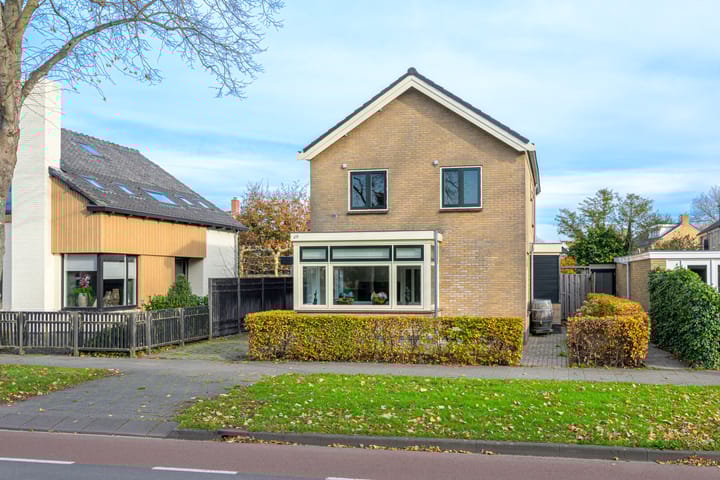 Photo 4 of Julianalaan 19