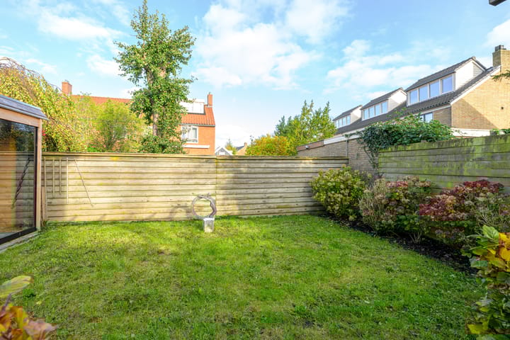 Photo 35 of Julianalaan 19