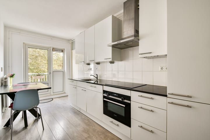 Photo 6 of Daniël Defoelaan 67