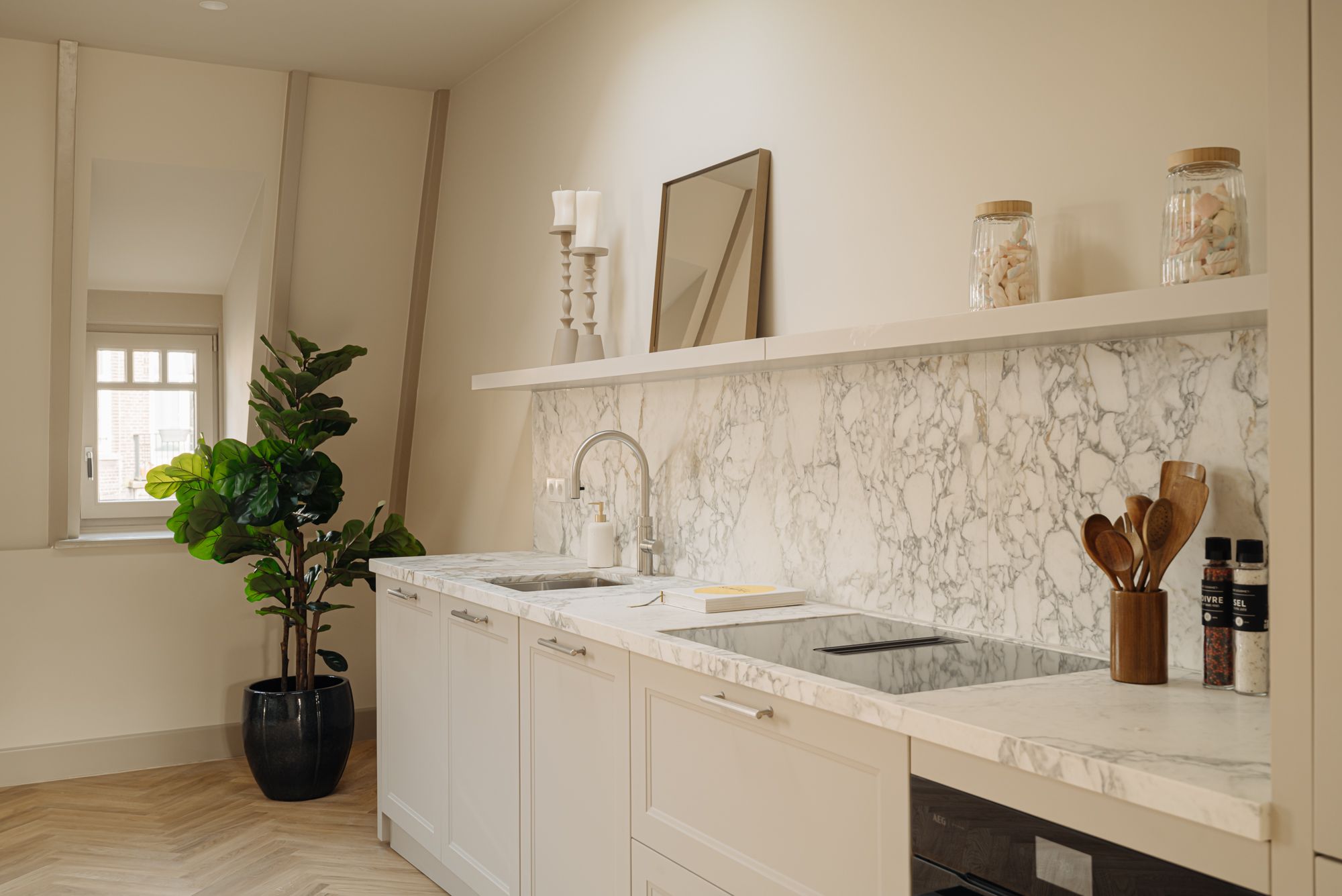 Photo 9 of Koninginneweg 271-3