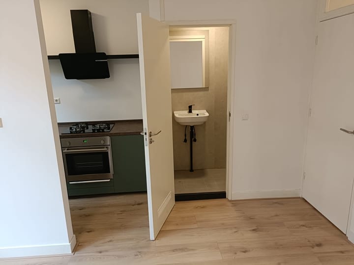 Foto 21 van Moerkerkestraat 13-B