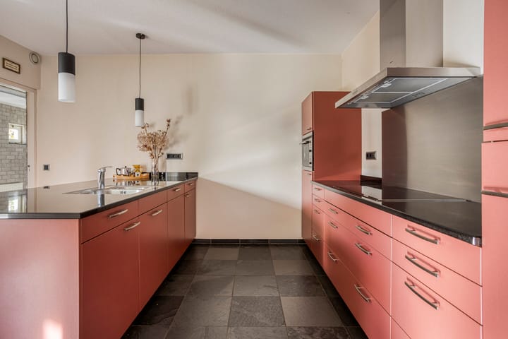 Photo 10 of Gelrestraat 13