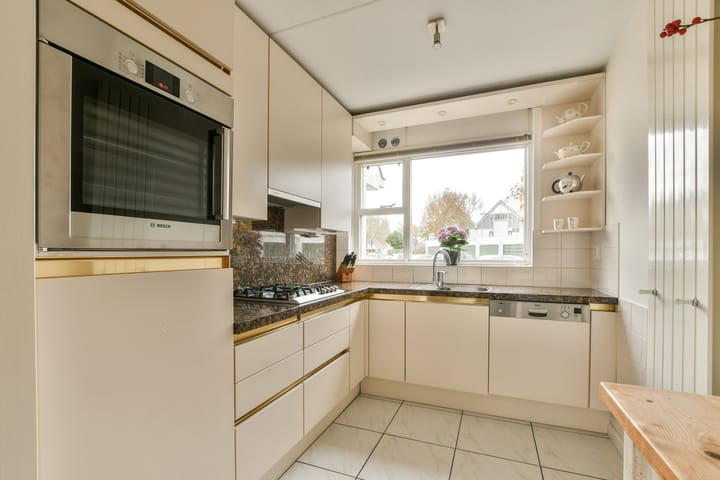 Foto 10 van Alphons Diepenbrockhof 17