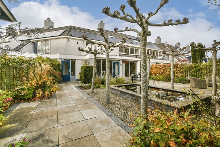 Foto 29 van Alphons Diepenbrockhof 17