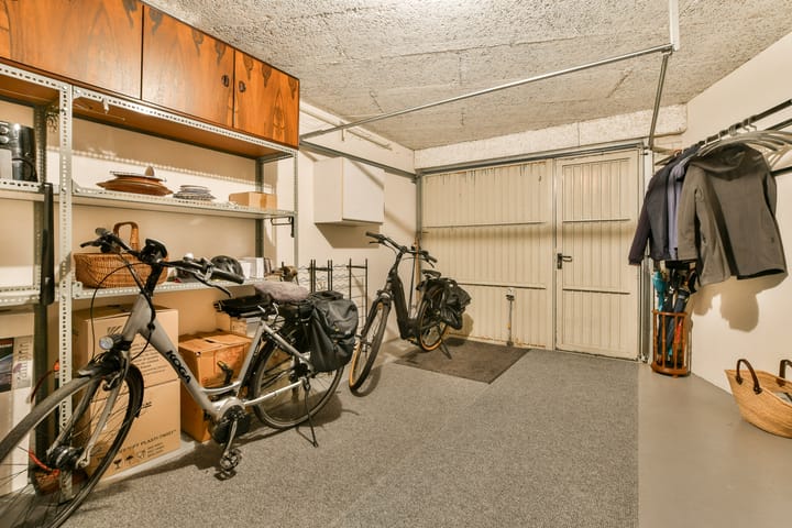 Foto 35 van Alphons Diepenbrockhof 17