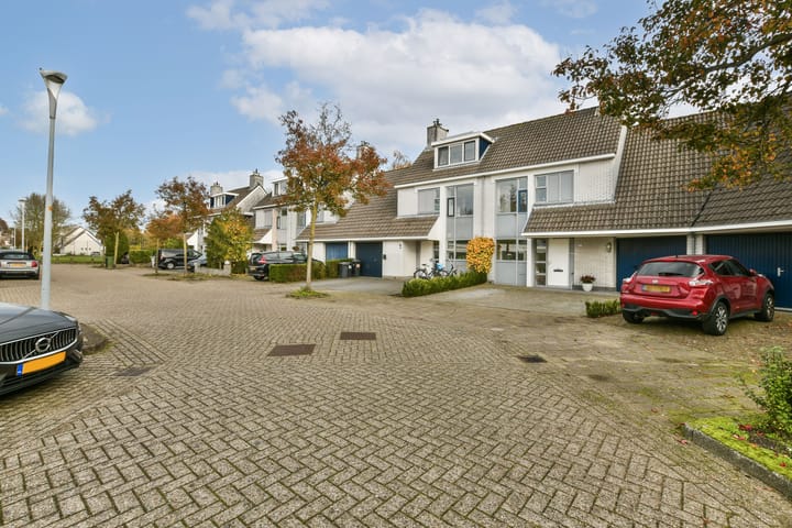 Foto 38 van Alphons Diepenbrockhof 17