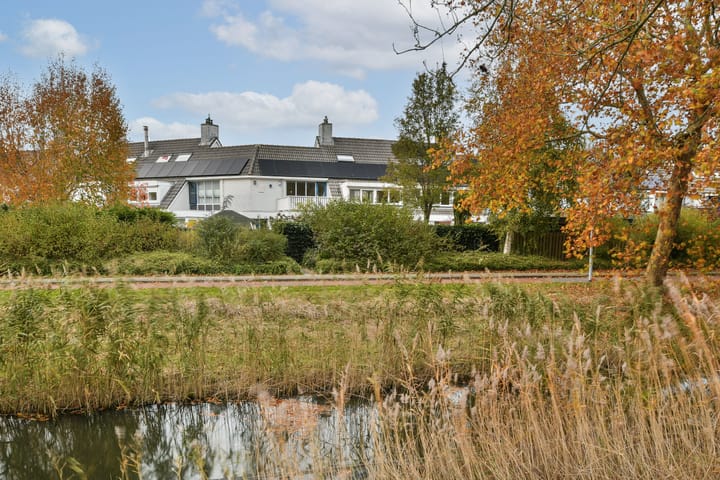 Foto 40 van Alphons Diepenbrockhof 17