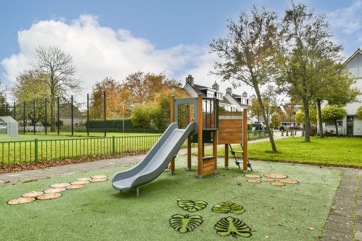 Foto 42 van Alphons Diepenbrockhof 17