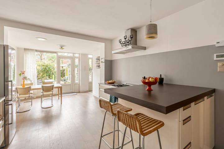 Photo 3 of Max Planckstraat 8-H