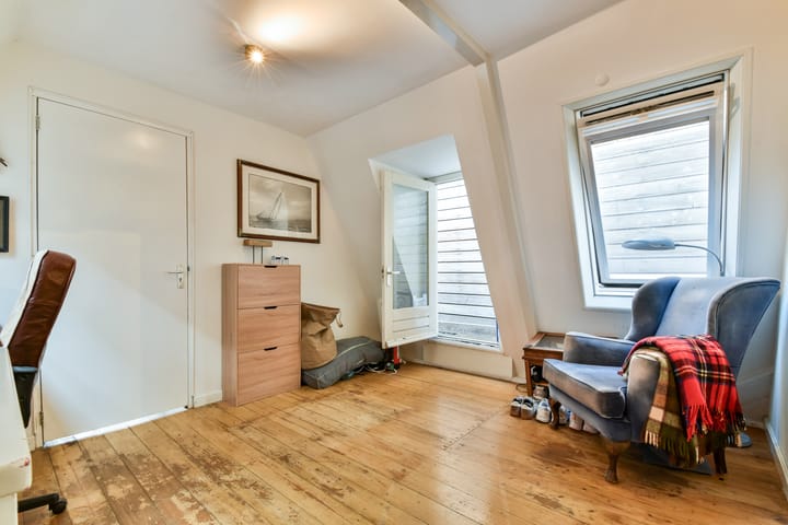 Foto 24 van Romeinsarmsteeg 8-H