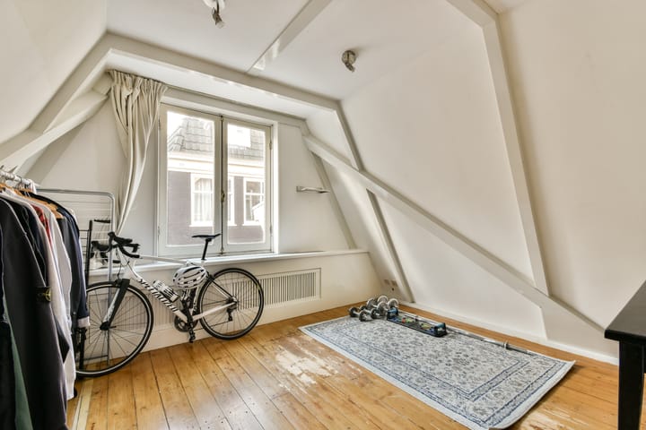 Foto 26 van Romeinsarmsteeg 8-H