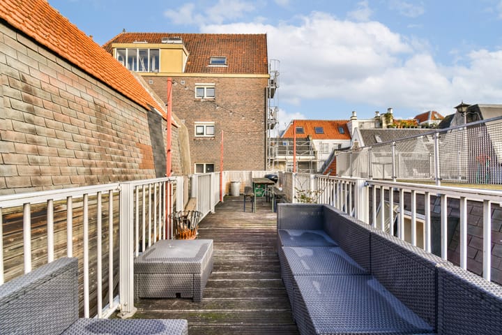 Foto 31 van Romeinsarmsteeg 8-H