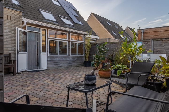 Foto 25 van Mr. P.J. Oudsingel 34