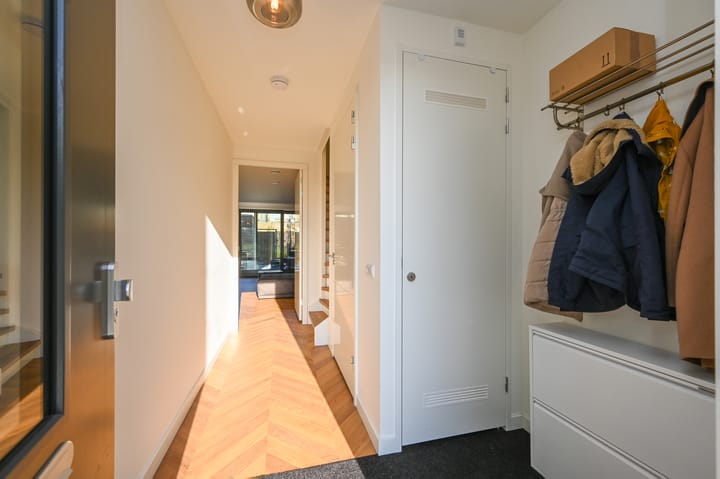 Foto 10 van Thomas Mannsingel 2