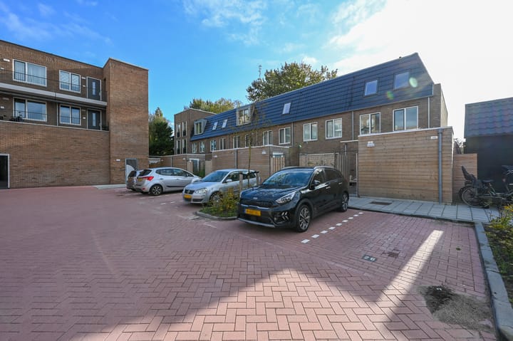 Foto 17 van Thomas Mannsingel 2