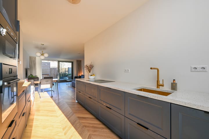 Foto 28 van Thomas Mannsingel 2