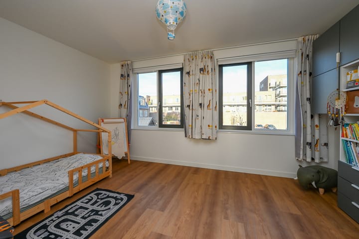 Foto 37 van Thomas Mannsingel 2