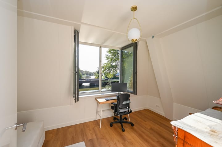 Foto 42 van Thomas Mannsingel 2