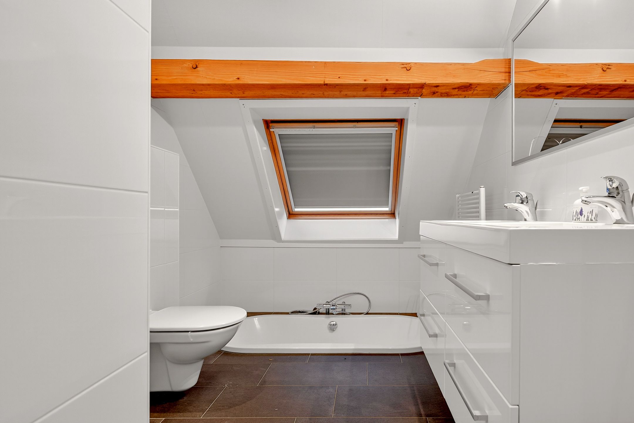 Foto 54 van 1e Tieflaarsestraat 15