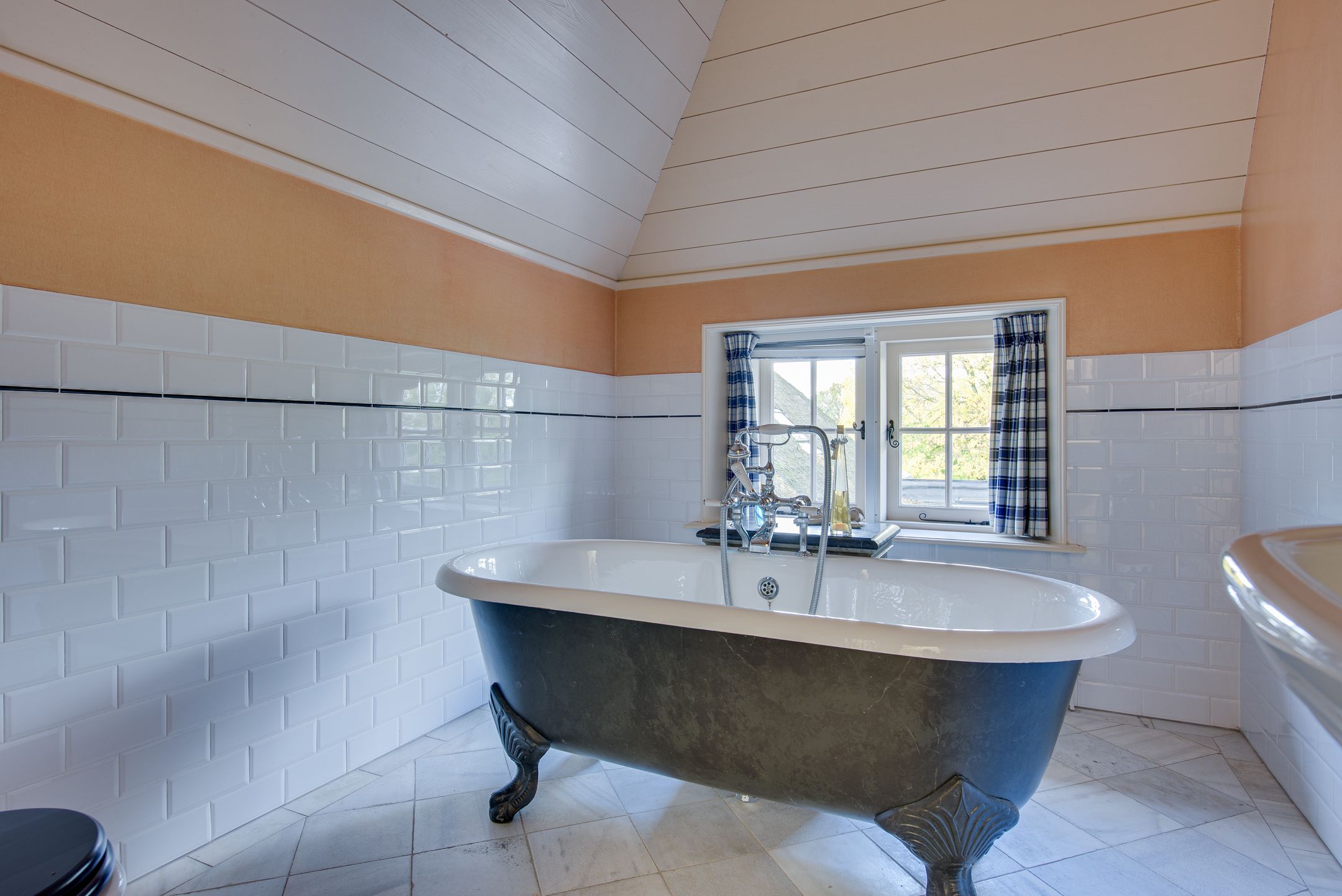 Foto 63 van 1e Tieflaarsestraat 15