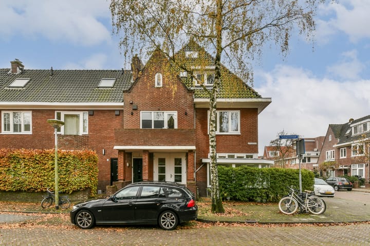 Foto 38 van Margriete van Clevelaan 14