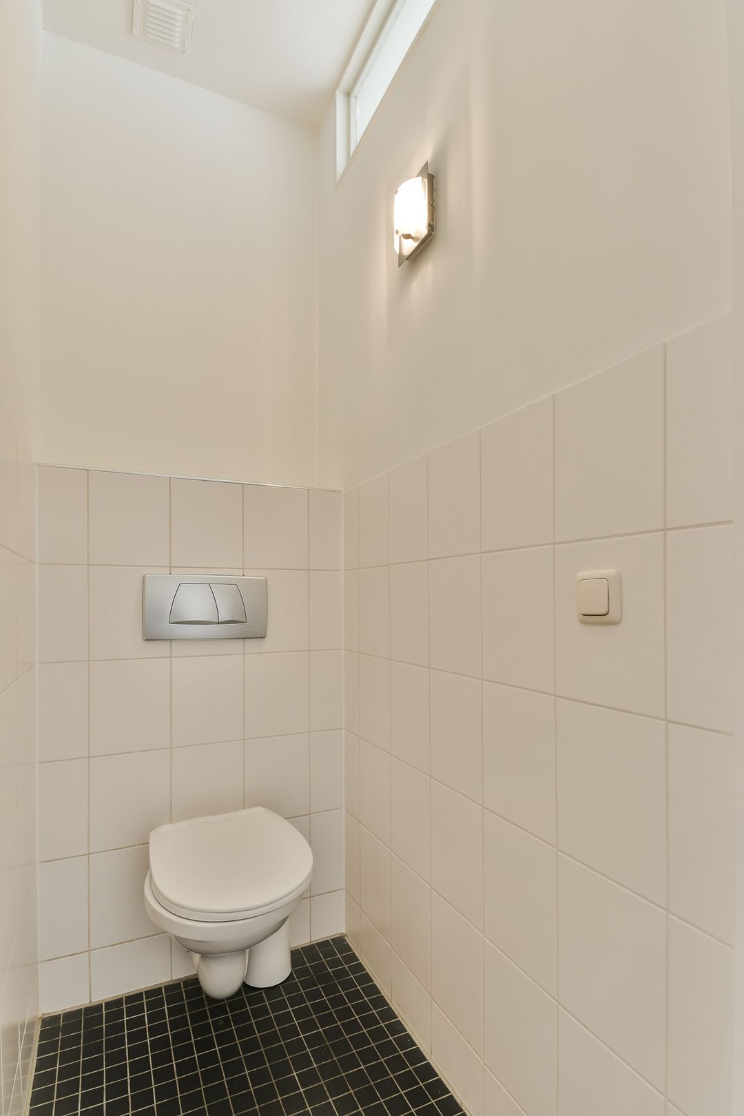 Photo 32 of Margriete van Clevelaan 14