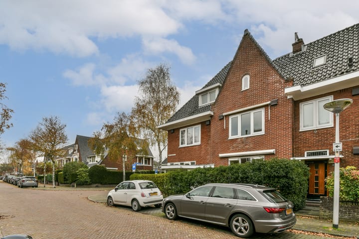 Foto 37 van Margriete van Clevelaan 14