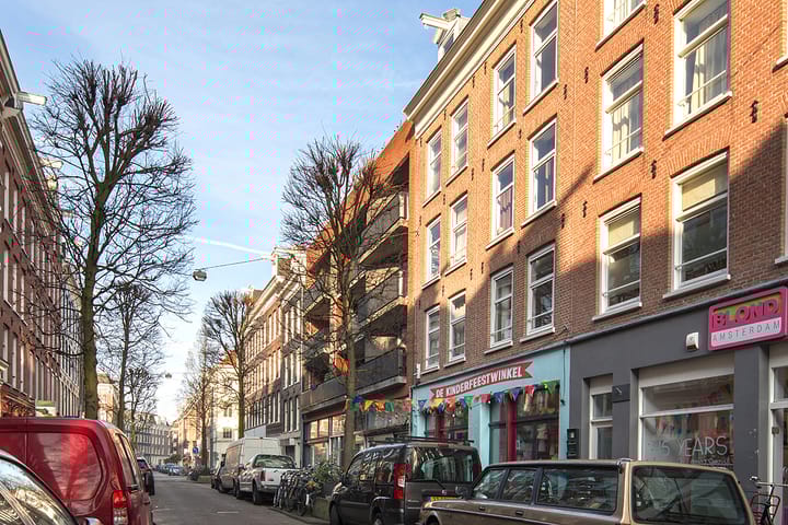 Photo 2 of Gerard Doustraat 67-C