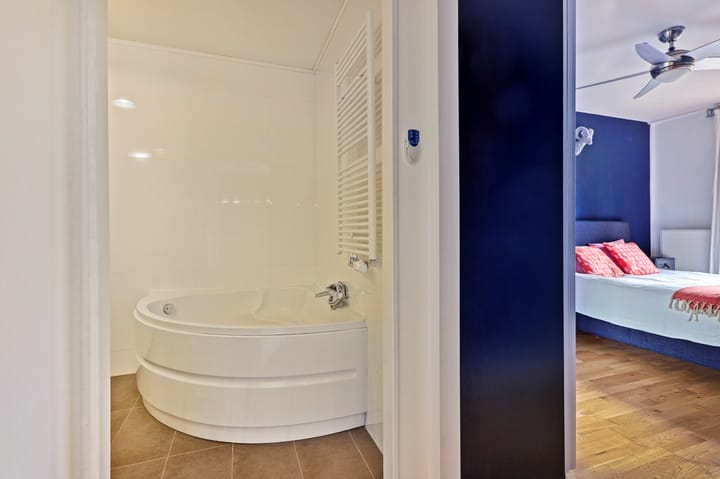 Foto 22 van Julius Pergerstraat 148