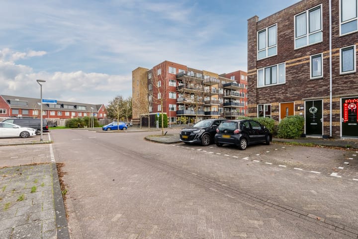 Photo 3 of Anubisstraat 114