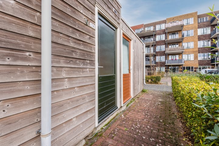 Photo 39 of Anubisstraat 114