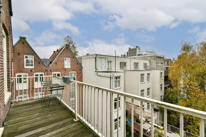 Photo 6 of Kinkerstraat 71-E