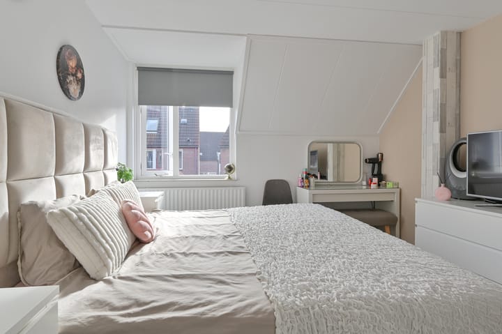 Foto 30 van Schuttevaer 57