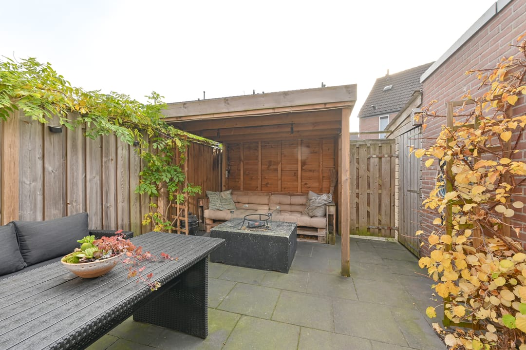 Foto 52 van Schuttevaer 57