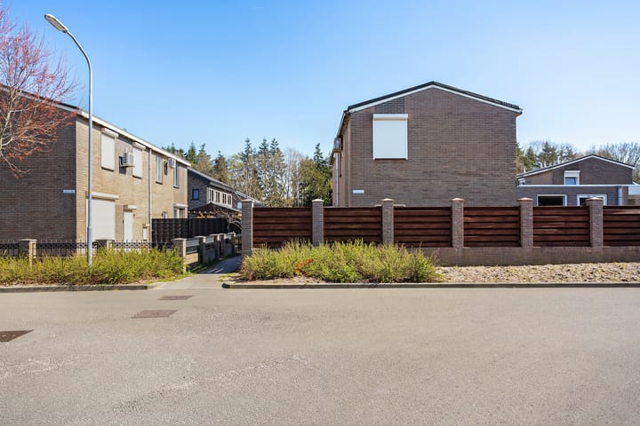 Photo 4 of R. Schuilingstraat 34