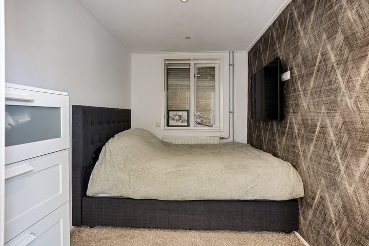 Photo 20 of R. Schuilingstraat 34