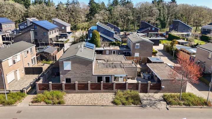 Photo 30 of R. Schuilingstraat 34