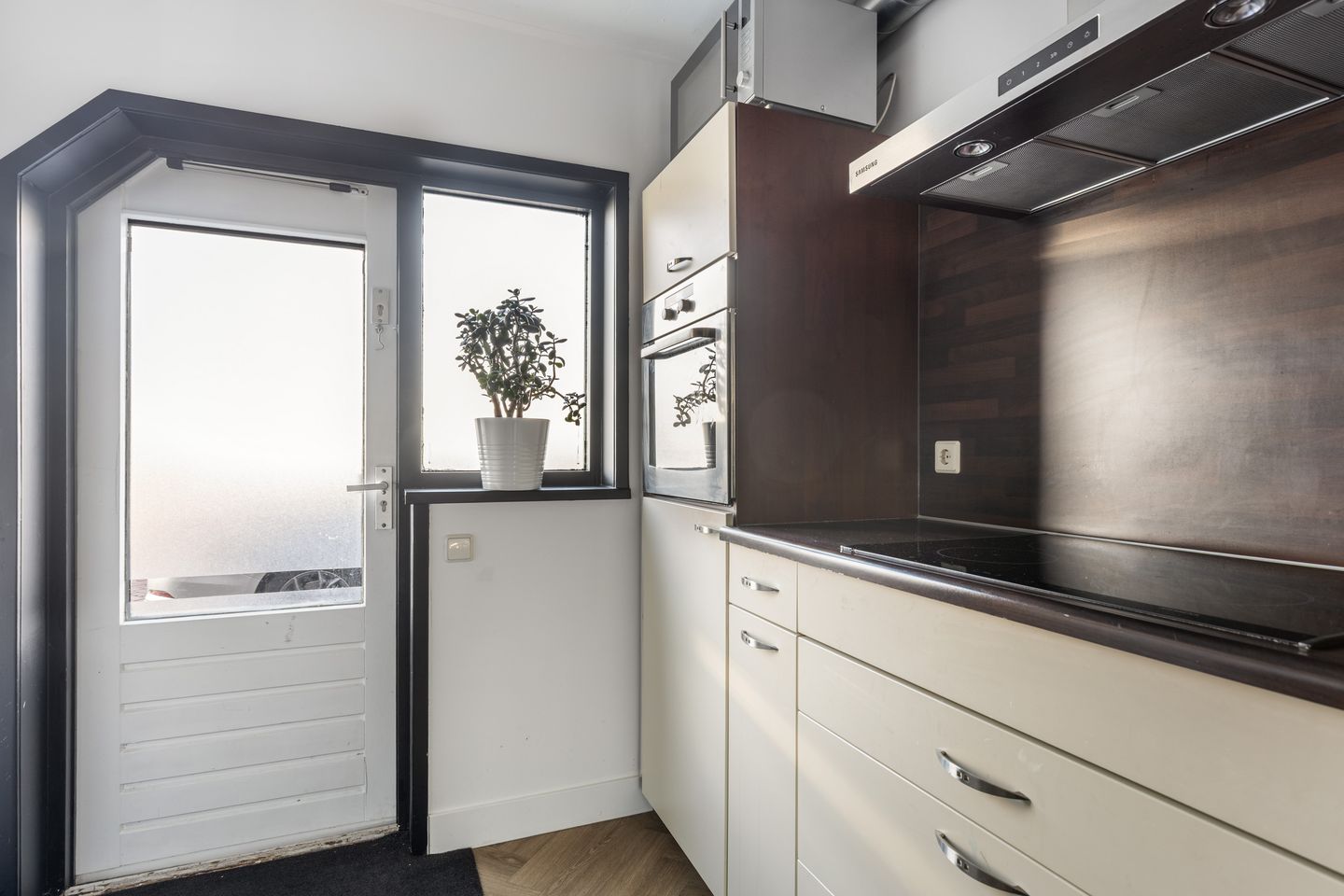 Foto 25 van Leidsestraatweg 115