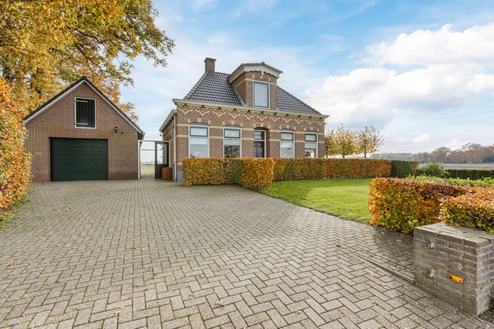 Photo 3 of Schoonveldeweg 10