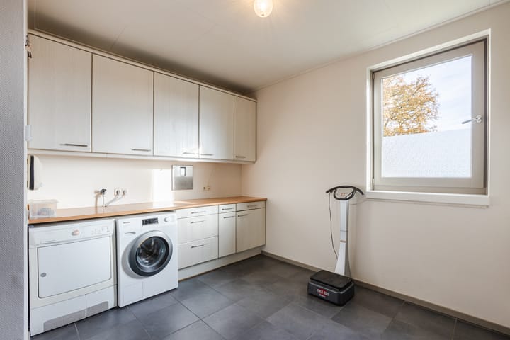 Photo 19 of Schoonveldeweg 10