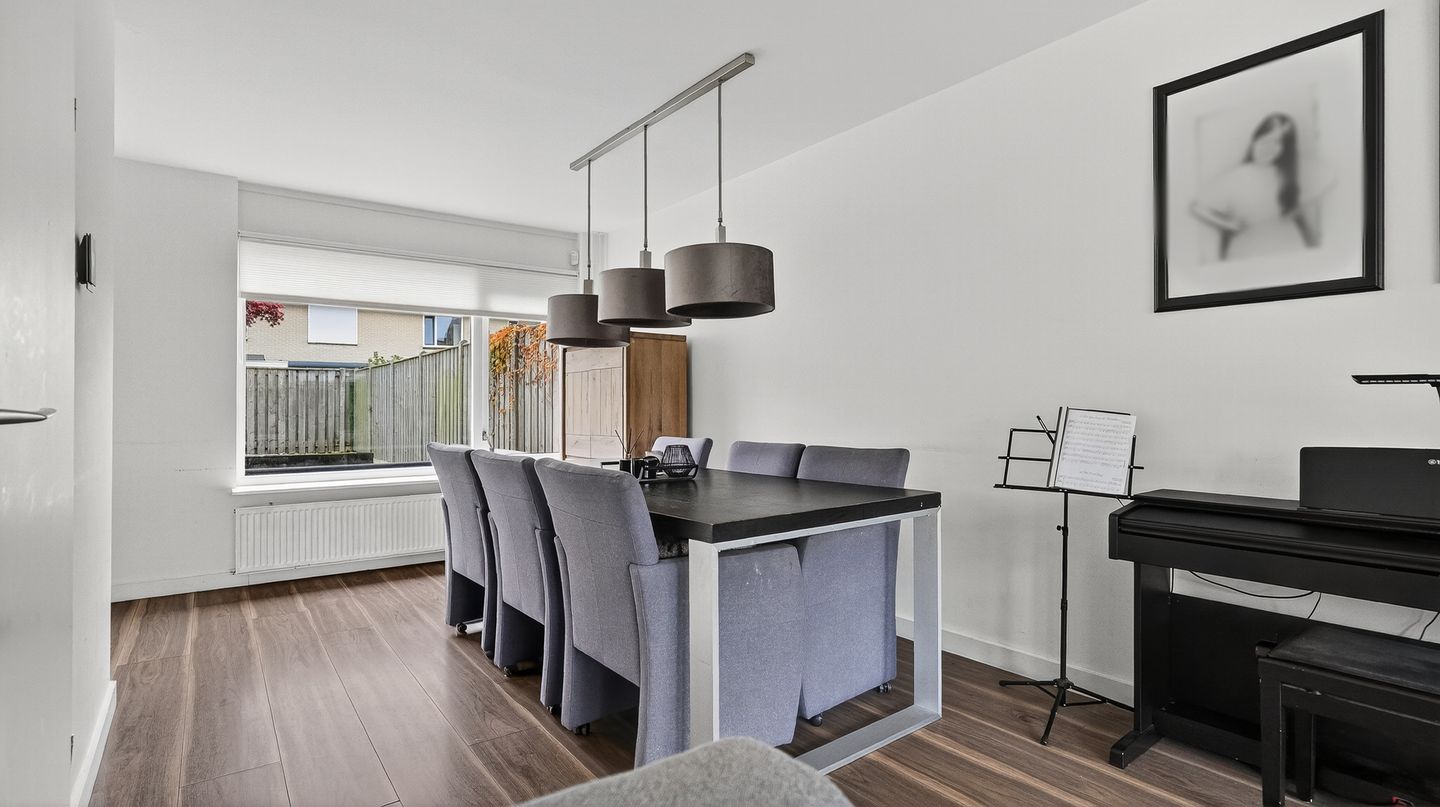 Foto 10 van De Jachtvalk 64