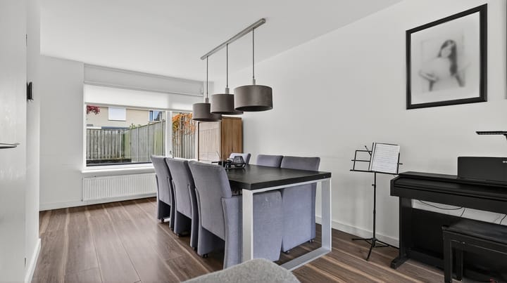 Photo 10 of De Jachtvalk 64