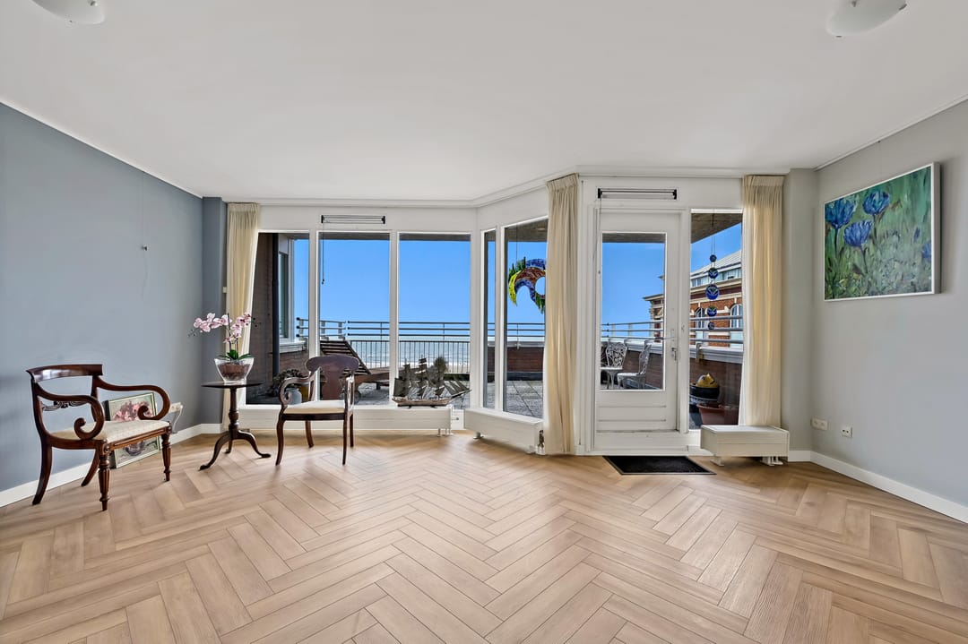 Foto 1 van Gevers Deynootplein 211