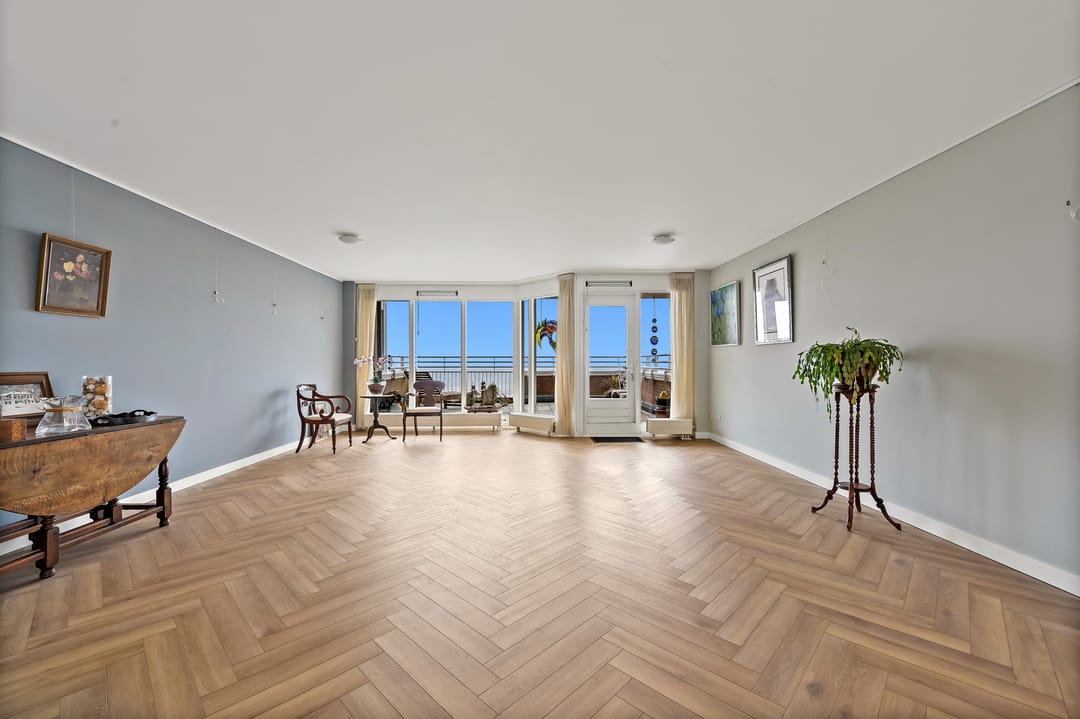 Foto 11 van Gevers Deynootplein 211