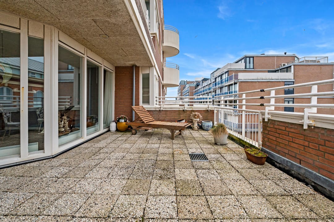 Foto 7 van Gevers Deynootplein 211