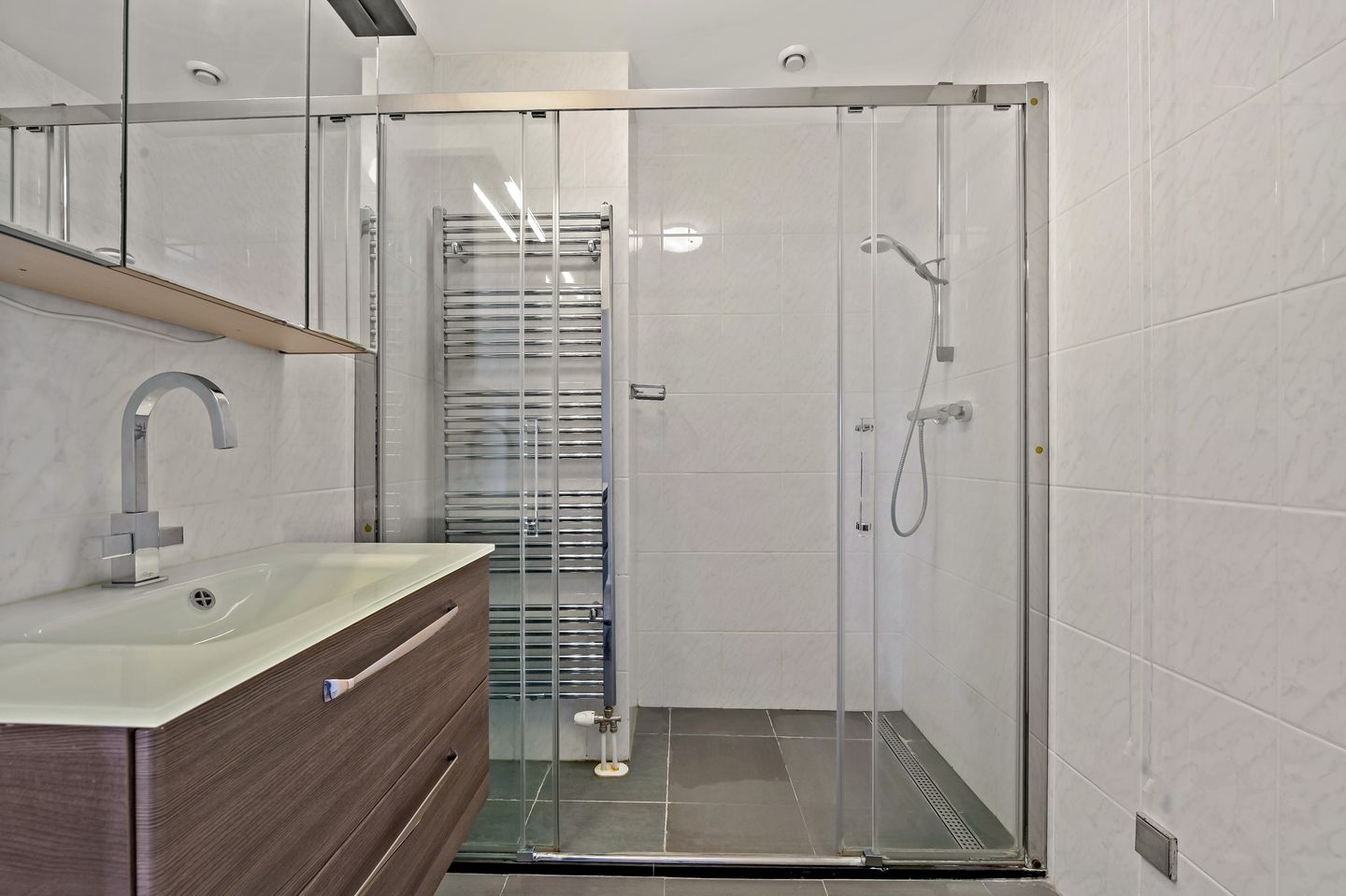 Foto 35 van Gevers Deynootplein 211