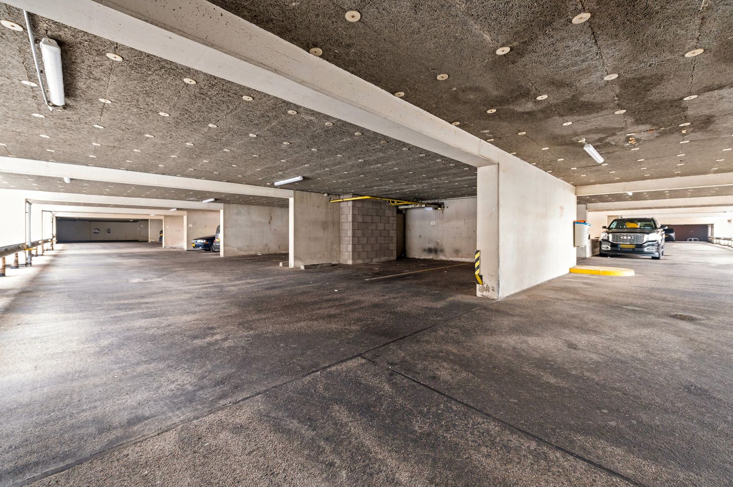 Foto 40 van Gevers Deynootplein 211