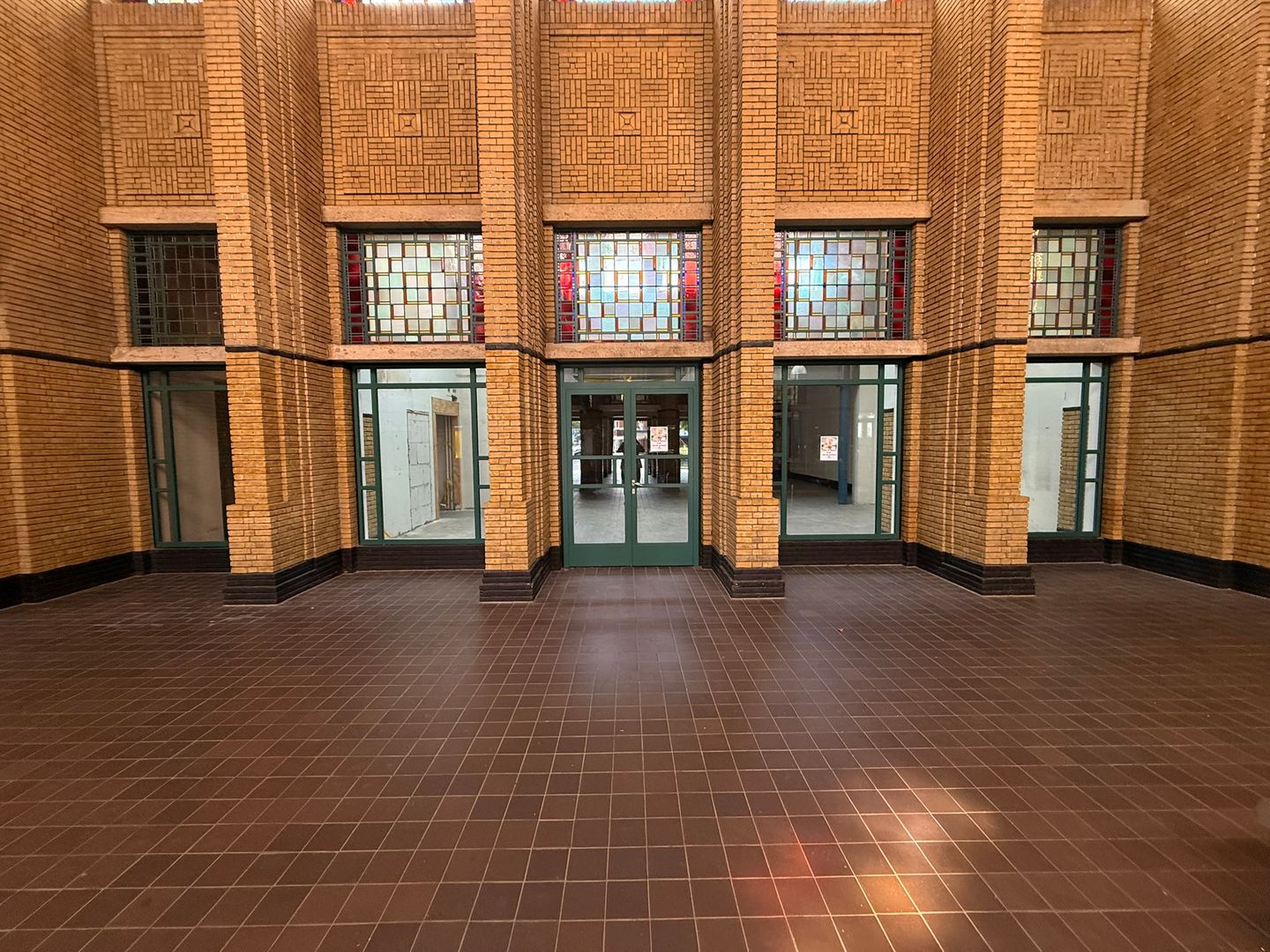 View photo 2 of Stationsweg 3-P