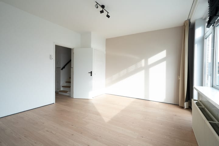 Photo 8 of Lorentzstraat 62