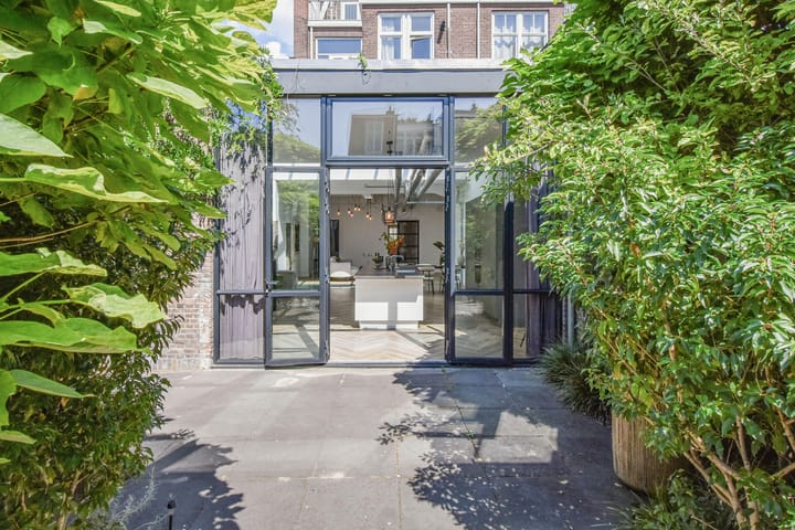 Foto 43 van Van Beverningkstraat 199